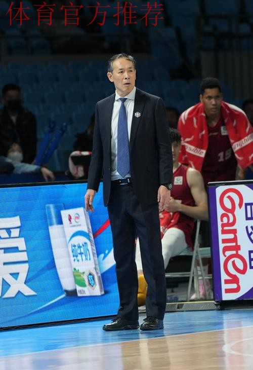 保送广东队夺冠?北京首钢队没有签约曾凡博,许利民被逼退出争冠 保送广东队夺冠?北京首钢队没有签约曾凡博,许利民被逼退出争冠